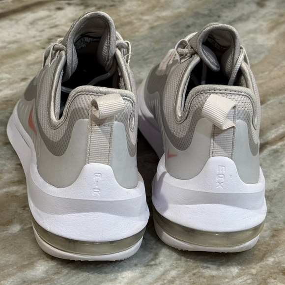 Women’s NIKE Air Max Axis Athletic sneakers- Size 8 - Picture 5 of 11